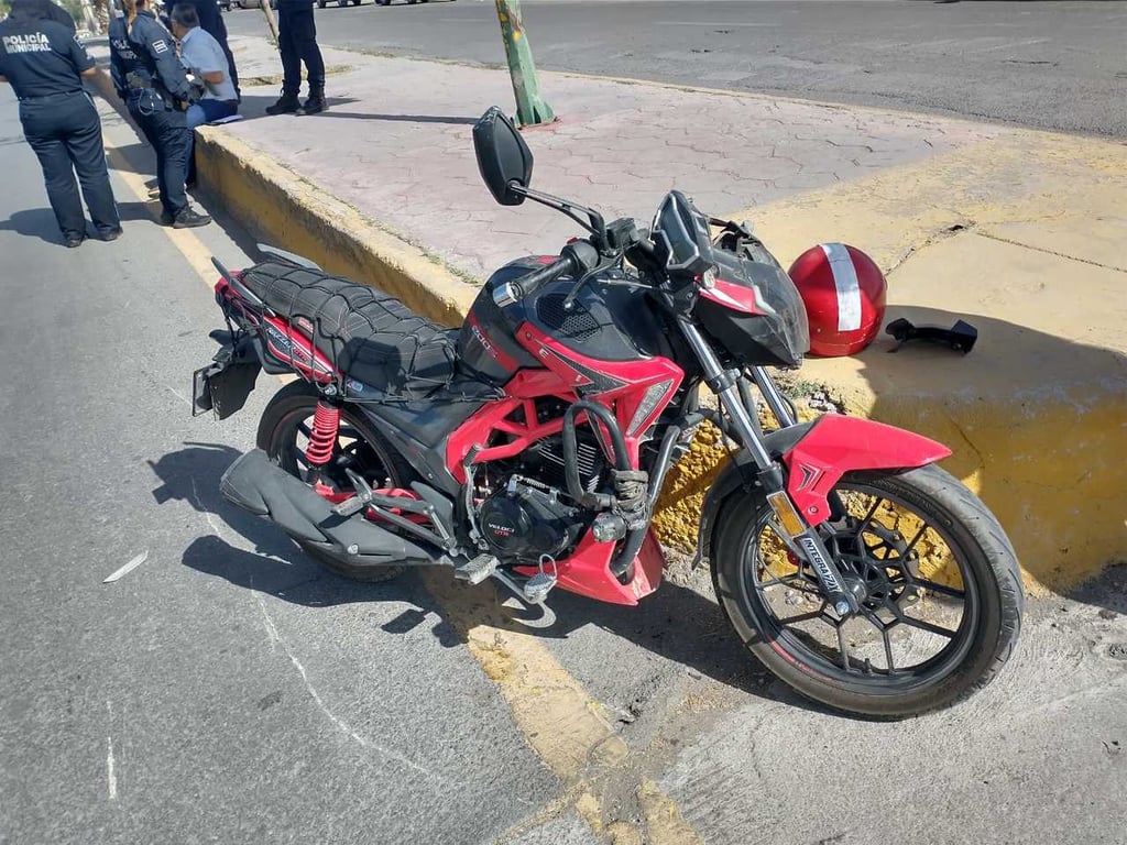 Motociclista Se Impacta Contra Un Veh Culo En G Mez Palacio