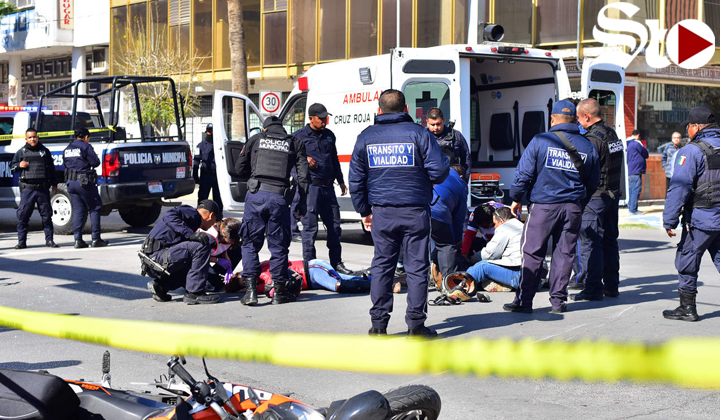 Accidente De Moto Deja Una Pareja Lesionada En Centro De Torre N