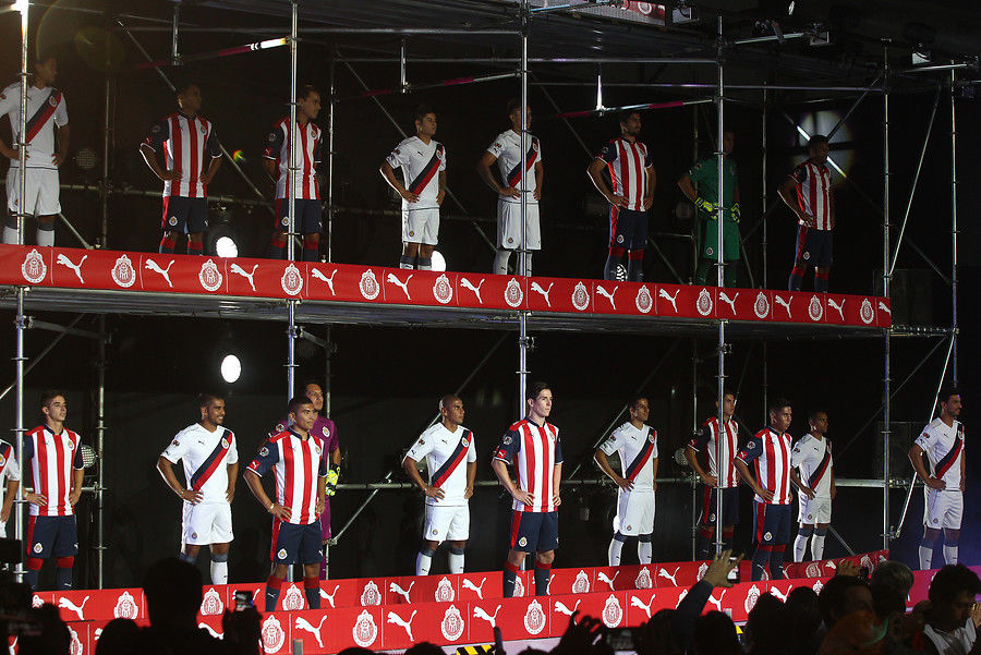 Chivas Presenta Su Nueva Piel