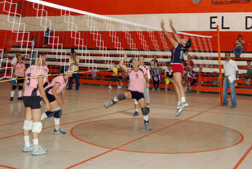 Villa De Matel Se Corona En Voleibol El Siglo De Torre N