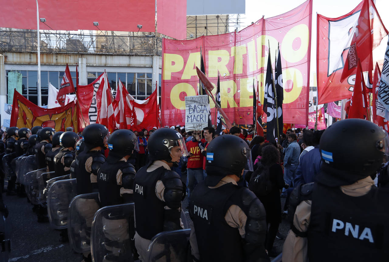 Afronta Macri Primera Huelga A Nivel Nacional