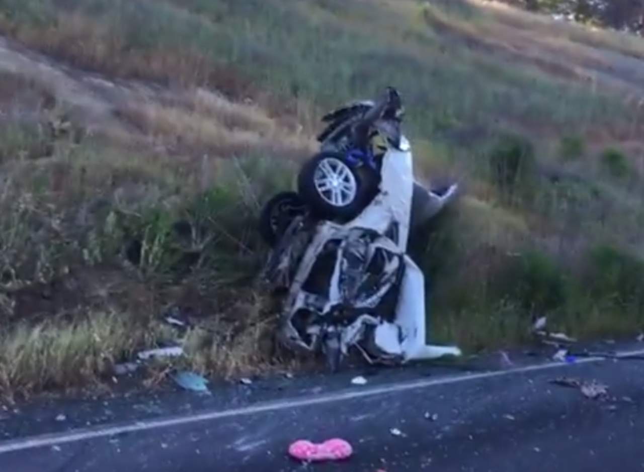 Aparatoso Accidente Deja Coche Partido En Dos El Siglo De Torre N