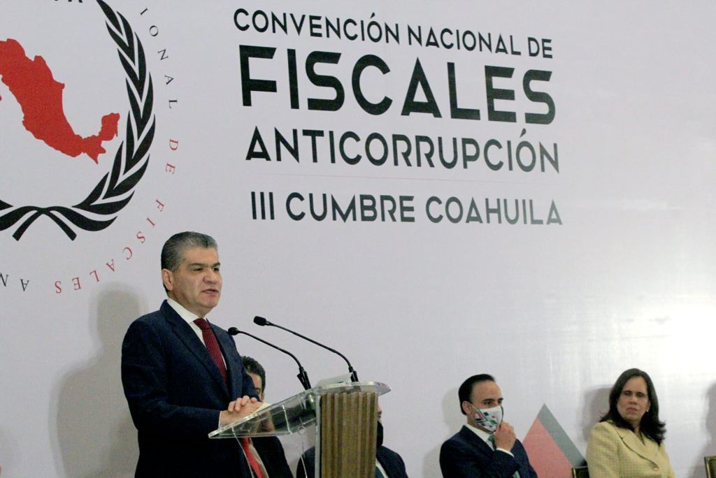 Gobernador de Coahuila inaugura convención de fiscales Anticorrupción