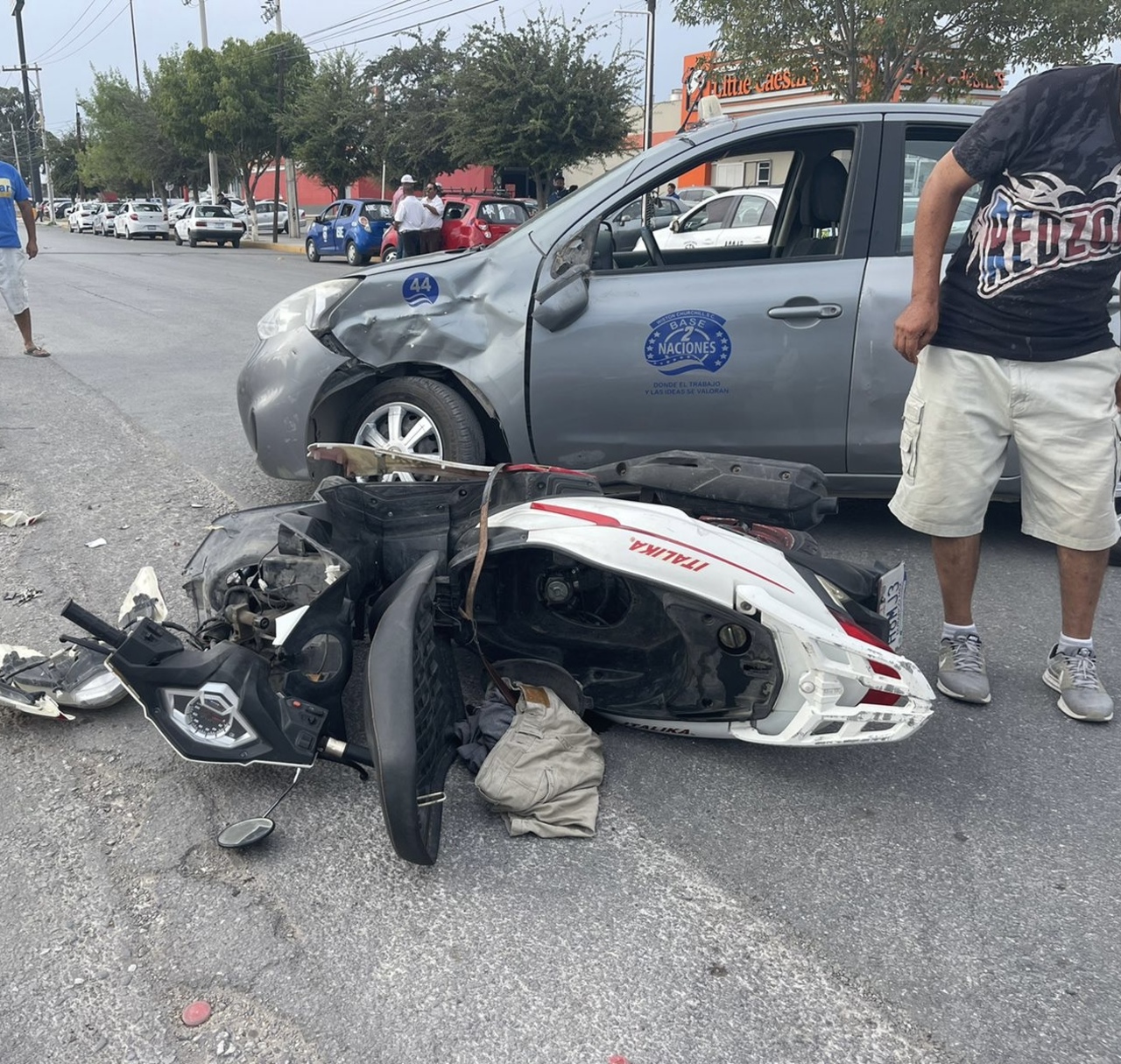 Motociclista Resulta Herido Tras Colisi N En G Mez Palacio El Siglo