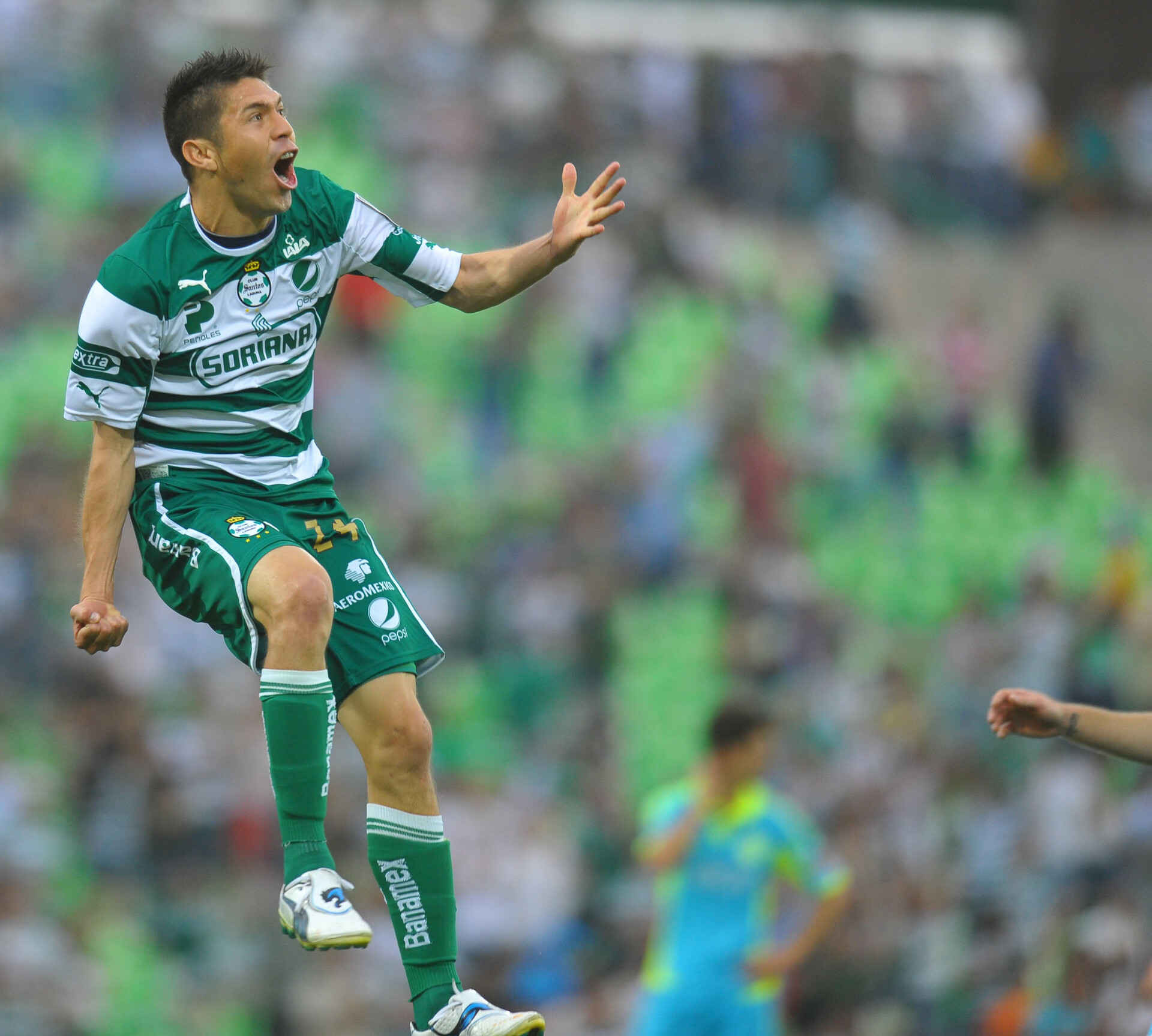 Oribe Peralta Ser El Quinto Santo Inmortal El Siglo De Torre N