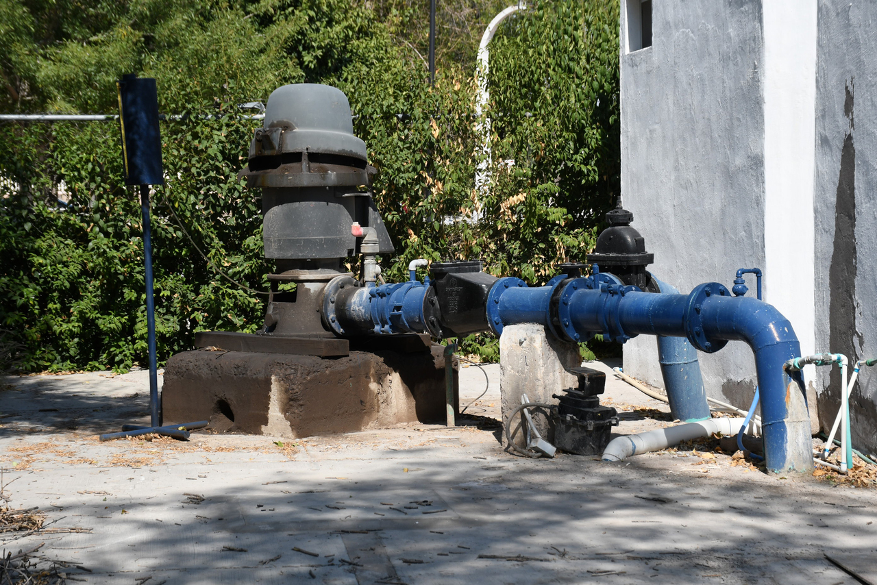 Reanudan uno de 3 pozos de agua en pausa por avenida del río Nazas El