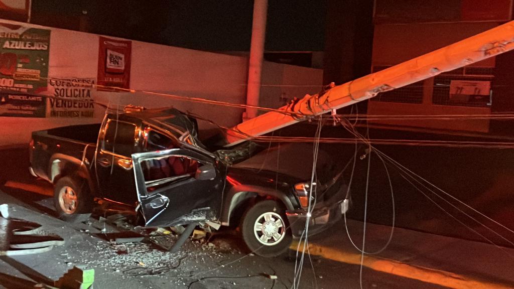 Joven Pierde La Vida En Saltillo Al Caerle Un Poste De Concreto El