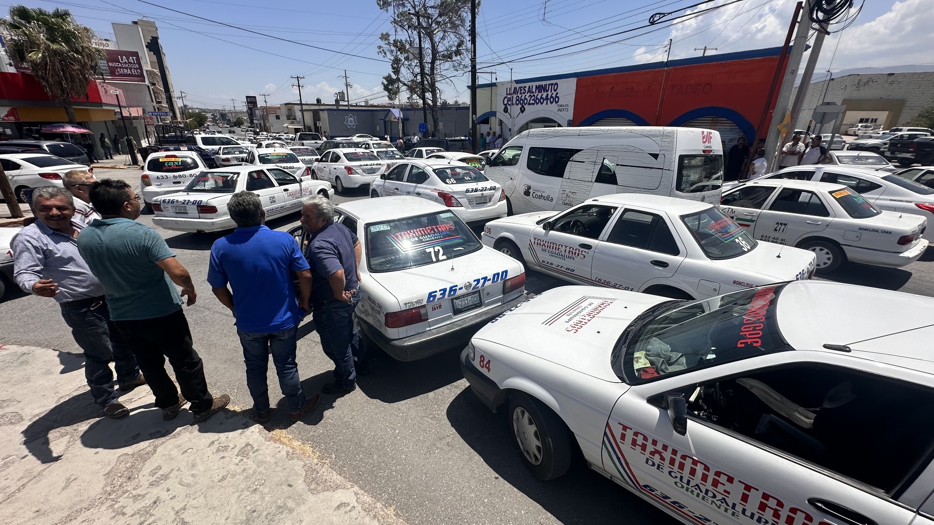 Bloquean Taxistas Seguridad P Blica En Monclova Exigen Acciones