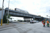 La Dirección de Obras Públicas de Torreón inspecciona el puente vehicular Villa Florida