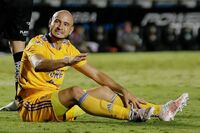 Miguel Herrera y los Tigres son abucheados tras obtener empate a cero