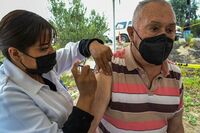 Especialistas piden dosis de refuerzo en México