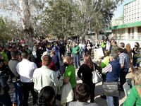 A golpes y empujones termina una protesta en la Jurisdicción Sanitaria 6 de Torreón