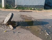 Ciudadanos reportan alcantarilla tapada y dañada en Saltillo