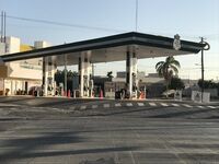 Hombres armados asaltan gasolinera en Gómez Palacio