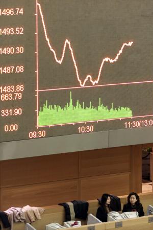 El mercado SSEA de China cerró la jornada del 10 de febrero con una caída de 1.30%, terminando su índice en los 1,547 puntos.