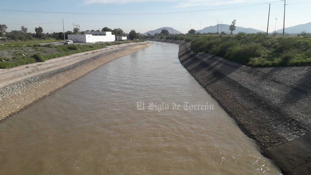 Así llega el agua de la presa Francisco Zarco a Lerdo