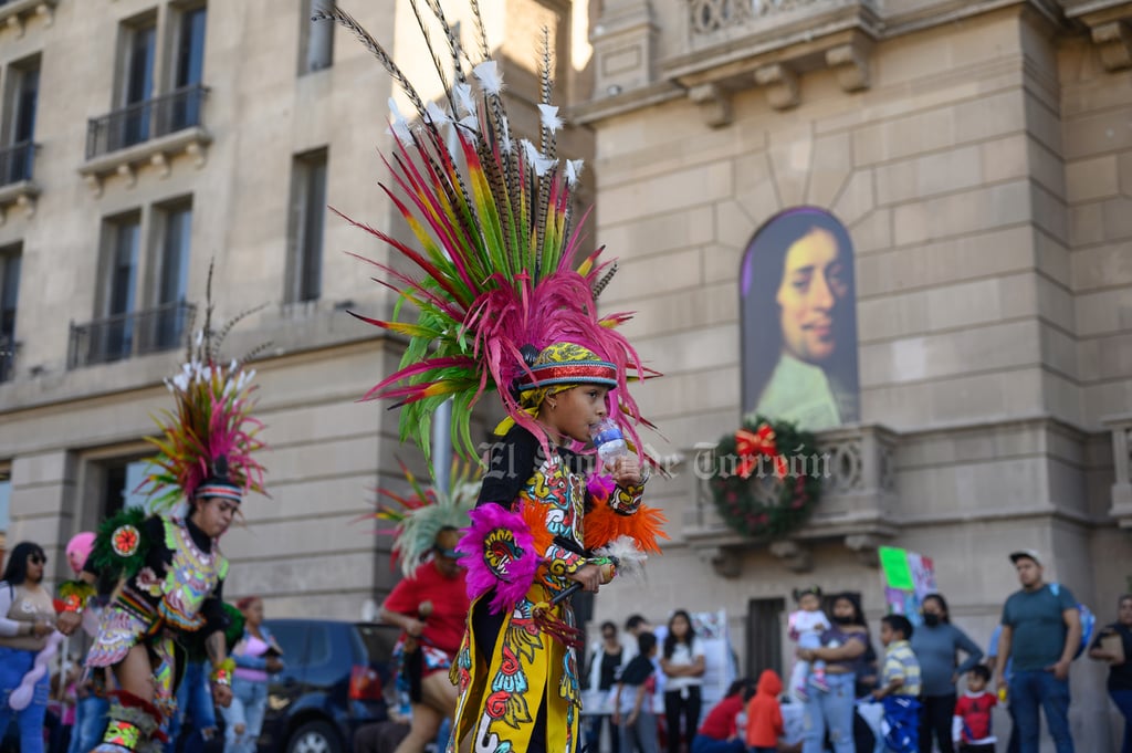 Danzas mantienen viva la tradición guadalupana durante peregrinaciones en Torreón