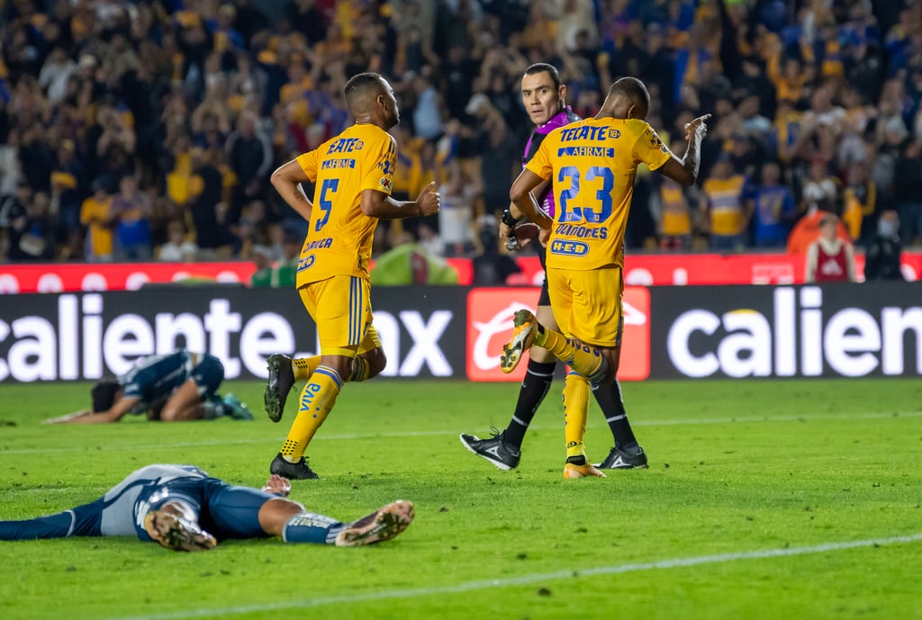 Tigres golea al campeón Pachuca