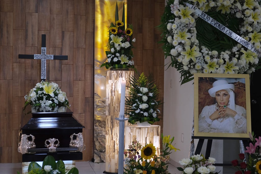 Así fue el funeral de Irma Serrano en Tuxtla Gutiérrez