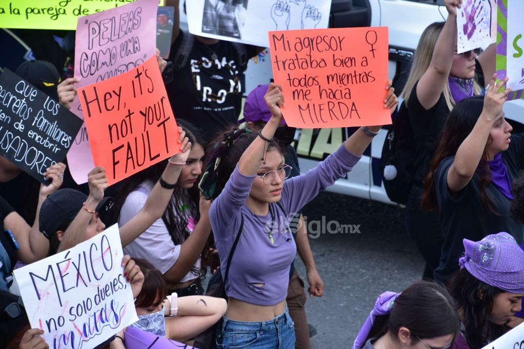 Marcha por el Día Internacional de la Mujer en Monclova