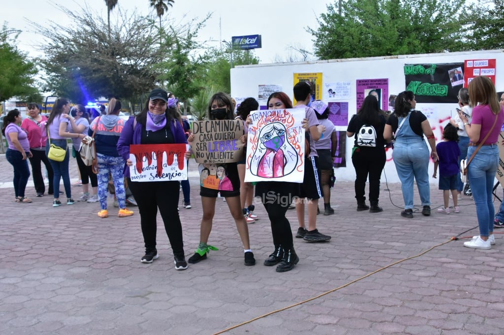 Marcha por el Día Internacional de la Mujer en Monclova