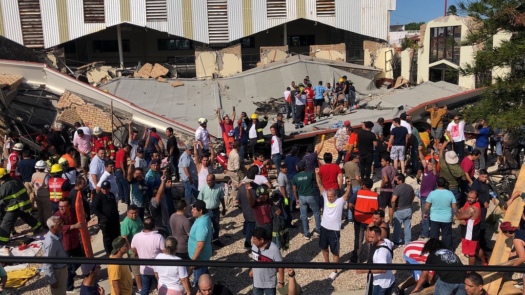 Colapso del techo de iglesia en Tamaulipas deja muertos; siguen labores de rescate