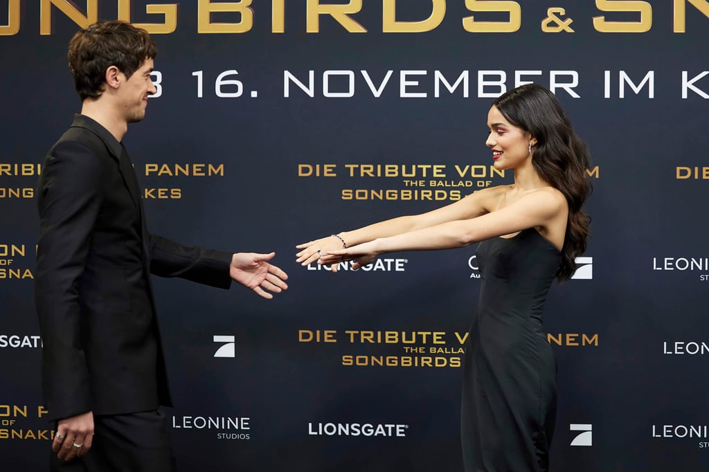 FOTOS: Rachel Zegler y Hunter Schafer brillan en la 'red carpet' del estreno de Hunger Games: The Ballad of Songbirds & Snakes