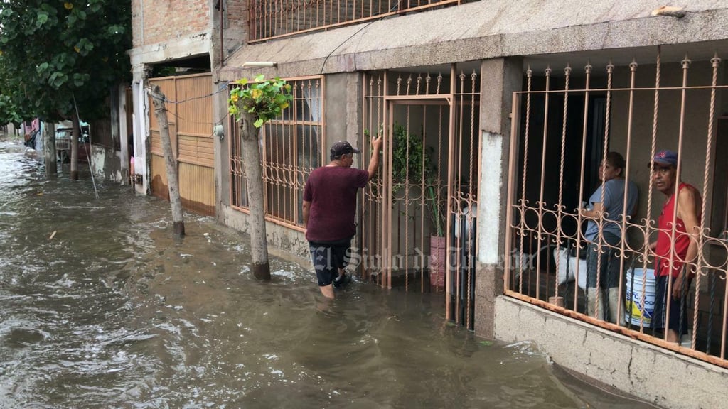 Viven situación crítica en la colonia Santiago Ramírez por las lluvias