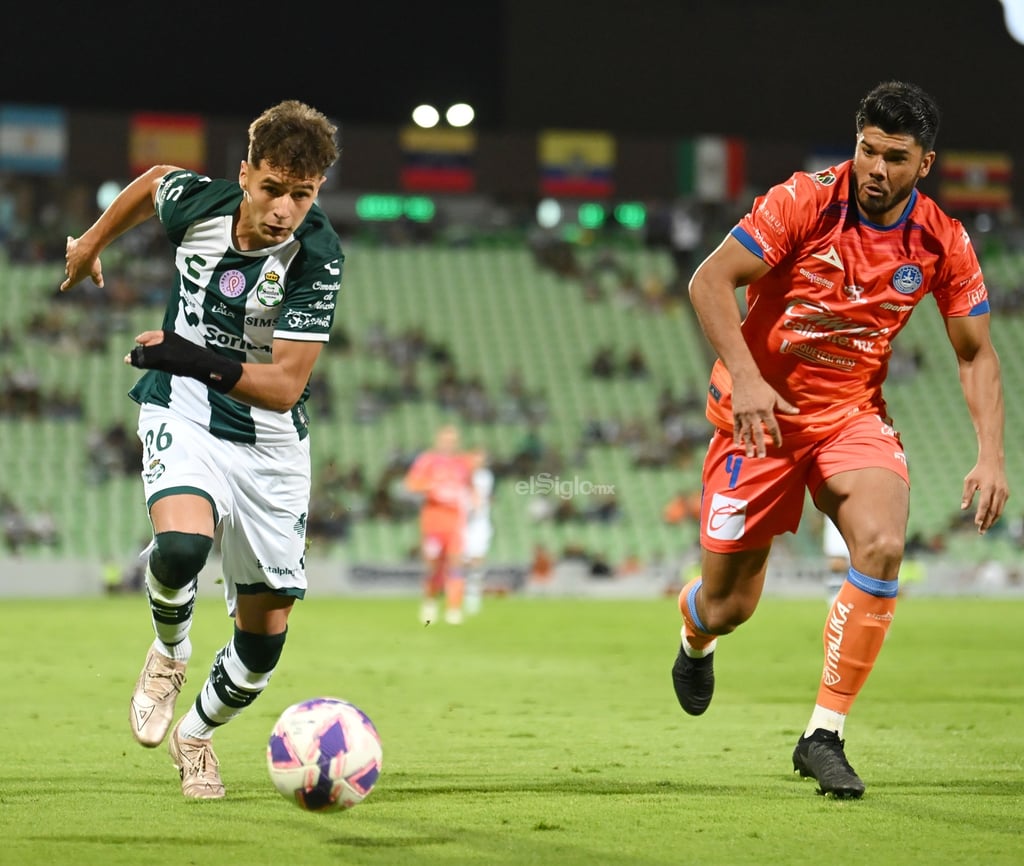 El partido correspondiente a la Jornada 14 de la Liga MX entre Santos Laguna y Mazatlán FC, el cual se jugó en el Territorio Santos Modelo, acabó con un resultado de 0 a 0, donde cada equipo compartió puntos.