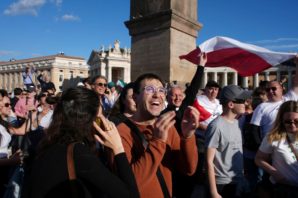 Habemus papam: Humo blanco en el Vaticano, Iglesia Católica tiene nuevo papa
