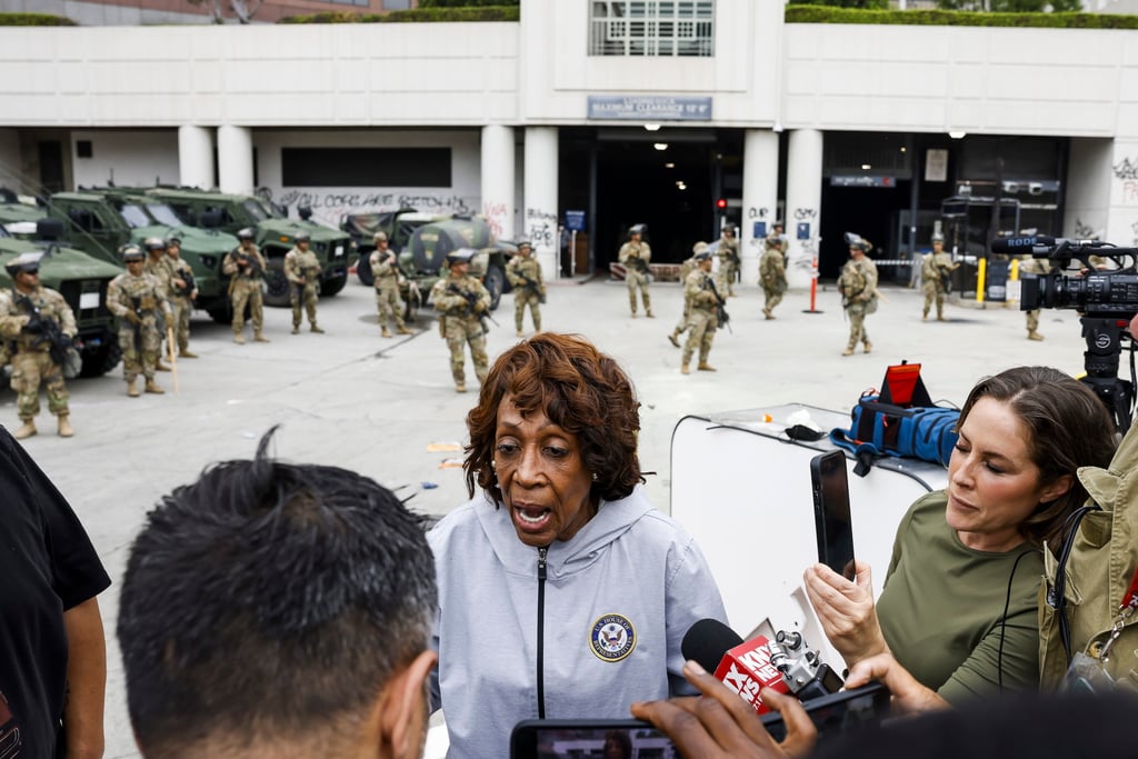 Protestan contra redadas masivas de migrantes en Los Ángeles