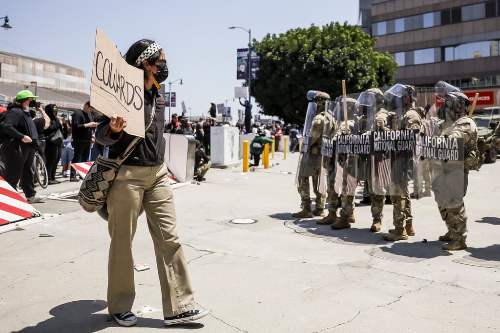 Protestan contra redadas masivas de migrantes en Los Ángeles