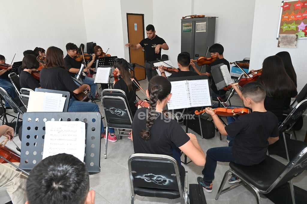 Sonoridad y orgullo: los niños músicos de Mapimí