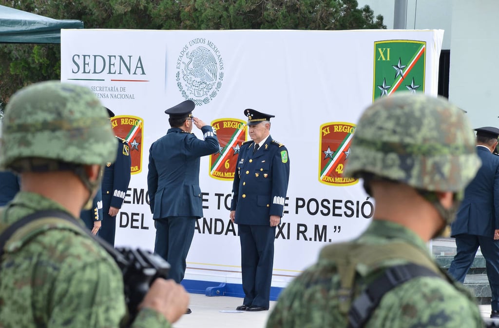 Cambio de Mando. En las instalaciones de la XI Región Militar se realizó ayer el cambio de comandante. (FERNANDO COMPEÁN)
