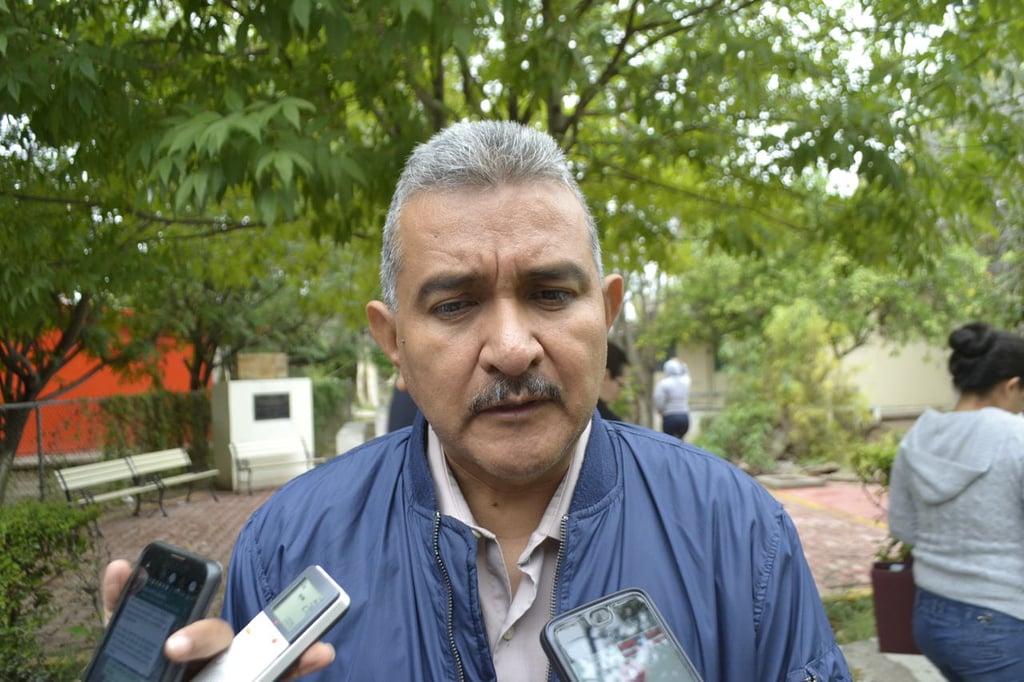 Fue ratificado Blas López Zavala como director del IESEN.