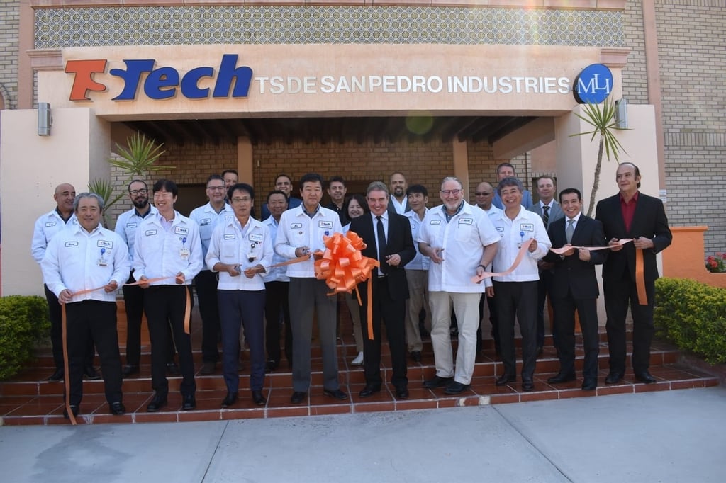El pasado miércoles, a la planta de ML Industries, arribaron representantes de TS TECH, para anunciar la fusión de las empresas. (CORTESÍA)