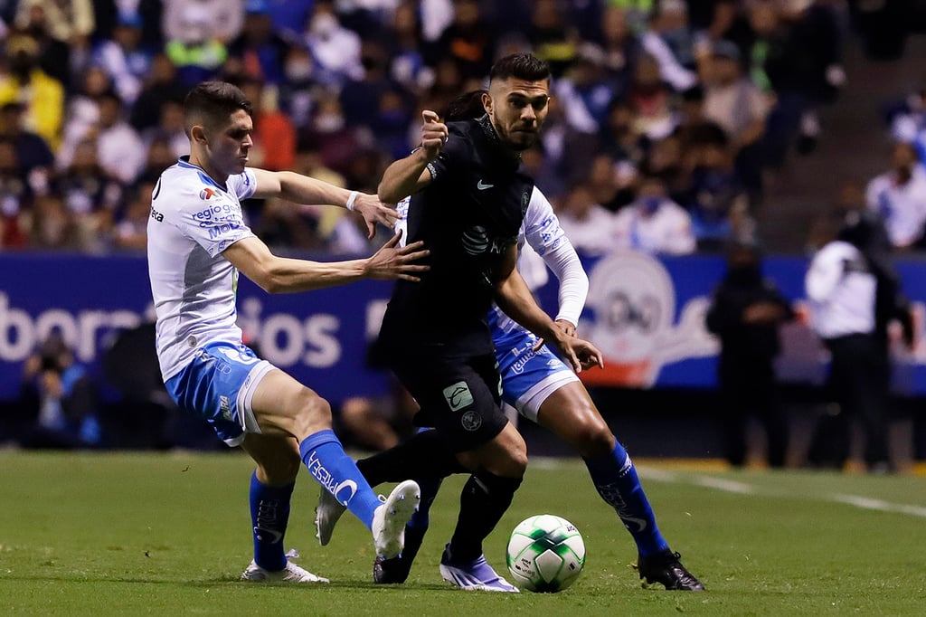 San Luis rescató en el Alfonso Lastras un empate de último minuto a dos goles con el líder Pachuca.