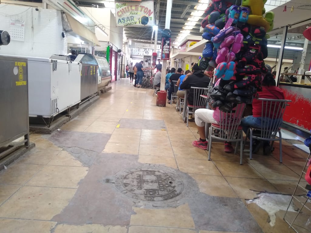 Locatarios del mercado de San Pedro se dicen abandonados por autoridades
