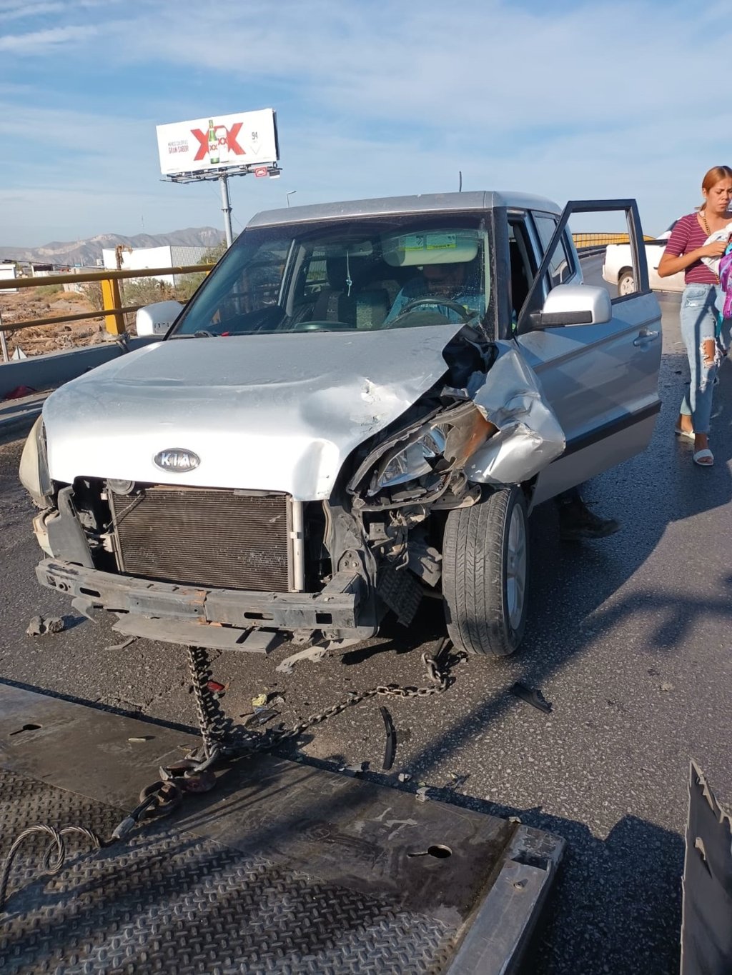 Los siniestros viales ocurrieron sobre el periférico de Torreón, donde tres autos y una camioneta se vieron involucrados.
