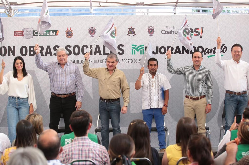 Riquelme explicó que el programa, coordinado por Manolo Jiménez, cubre todas las áreas del quehacer gubernamental.