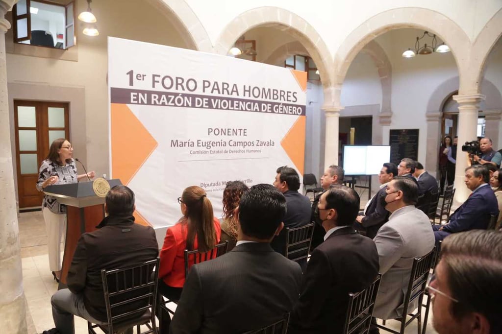 El Congreso del Estado fue escenario del Primer Foro para Hombres en Razón de Violencia de Género. (EL SIGLO DE TORREÓN)