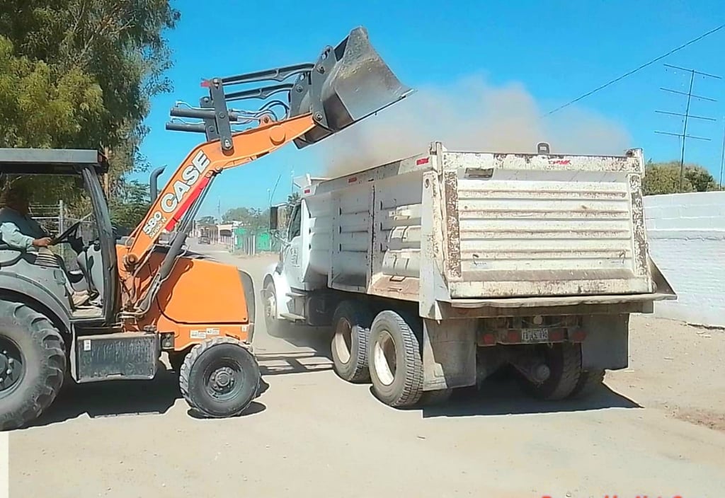 Entregan Pavimentación En Ejido 20 De Noviembre De San Pedro El Siglo