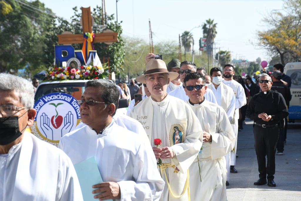 Cerca de 200 integrantes de la Diócesis de Torreón peregrinaron en esta temporada guadalupana. (FERNANDO COMPEÁN)