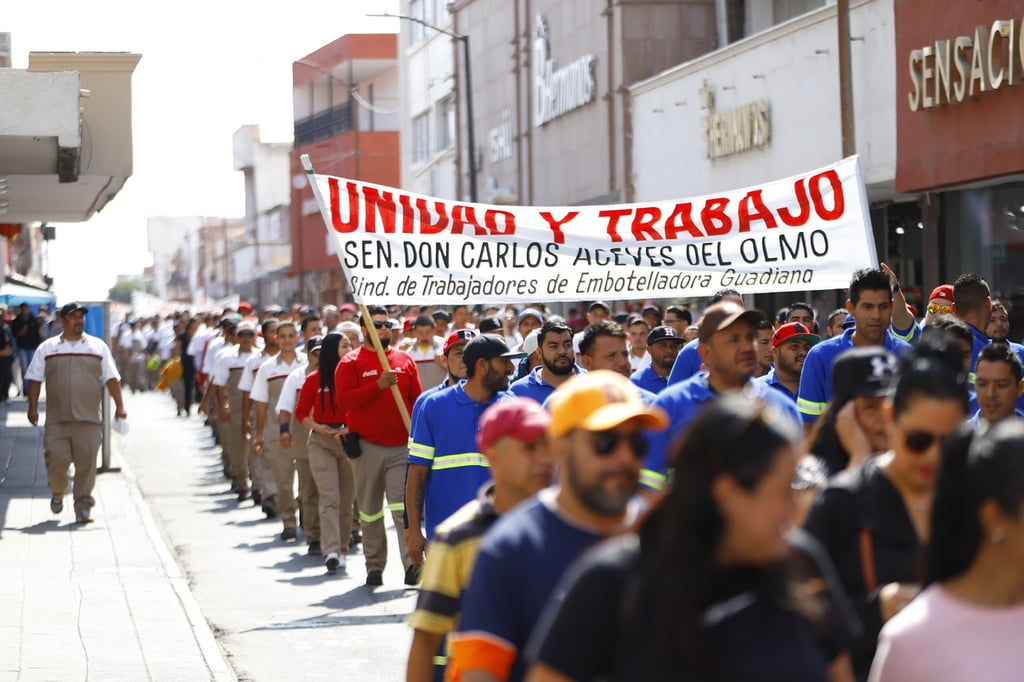 La clase obrera retomó esta actividad para recordarle a los gobiernos y patrones los pendientes que aún tienen con este sector. (EL SIGLO DE TORREÓN)