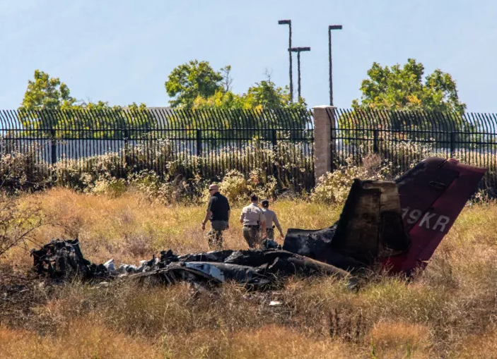 El siniestro tuvo lugar cerca de la localidad de Murrieta, al suroeste de Los Ángeles y a unos 130 kilómetros de la frontera mexicana. (ESPECIAL)