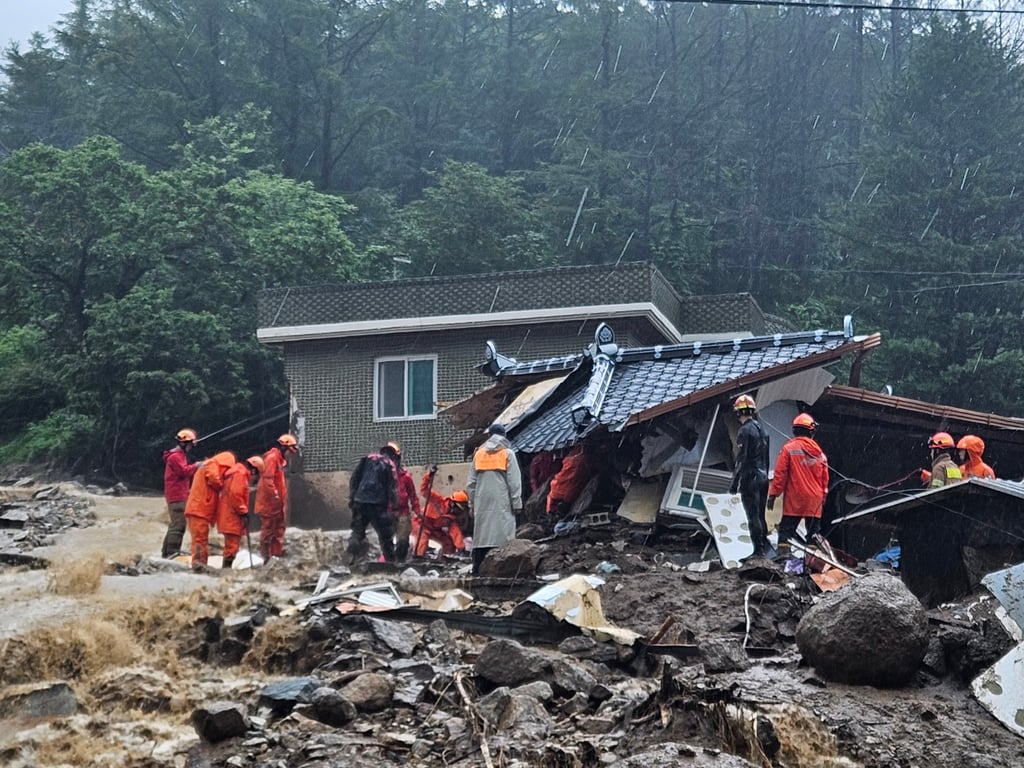 Mueren Al Menos 22 Personas Por Las Fuertes Lluvias En Corea Del Sur