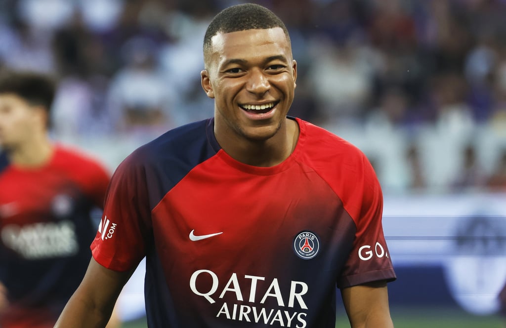 Kylian Mbappé regresa a la cancha con el PSG y responde con goles