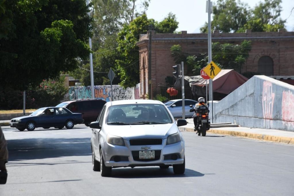 El bulevar Constitución volverá a ser de poniente a oriente entre Múzquiz y Ramos Arizpe. (FERNANDO COMPEÁN)