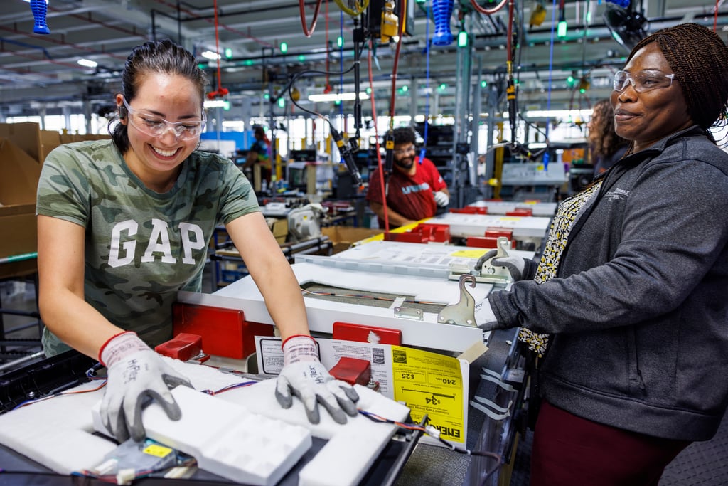 En un año, la industria estadounidense ha aumentado su capacidad utilizada el 1.5 %. (AP)