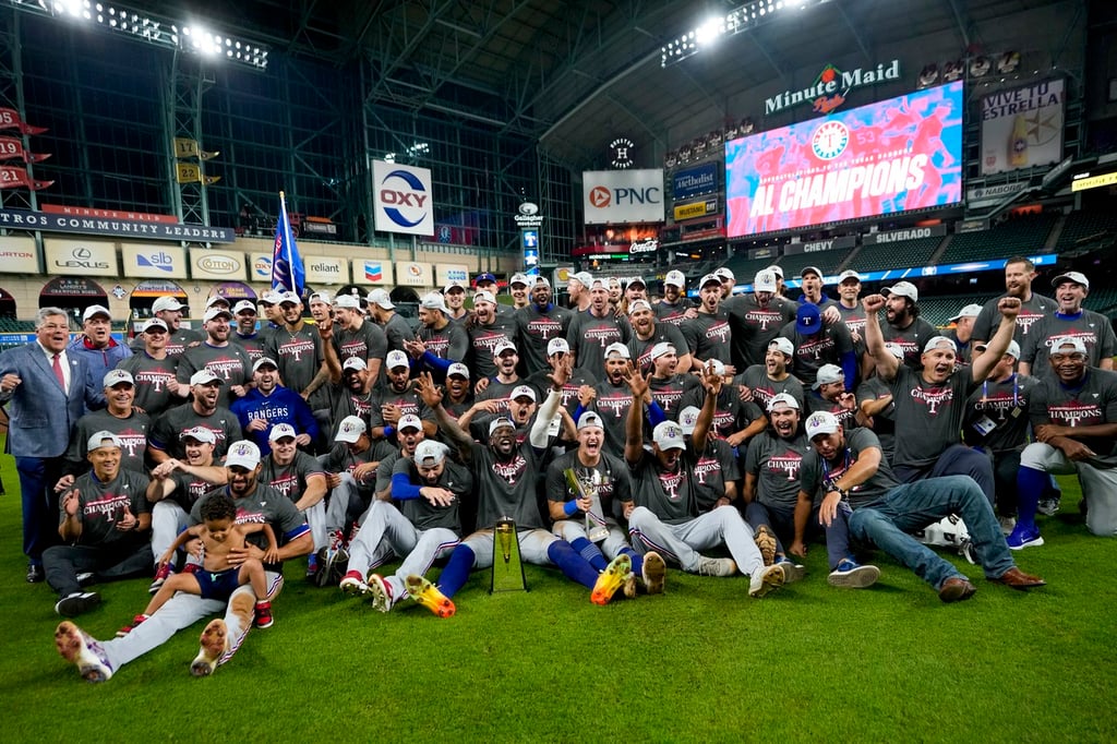 La ofensiva de los Rangers de Texas explotó ayer ante los lanzadores de los Astros, que no supieron frenar el ataque de los visitantes, que se impusieron 11-4 en el séptimo y definitivo duelo.